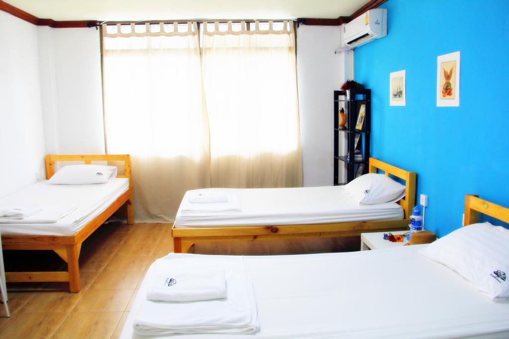 Tree Hostel Бангкок Екстер'єр фото