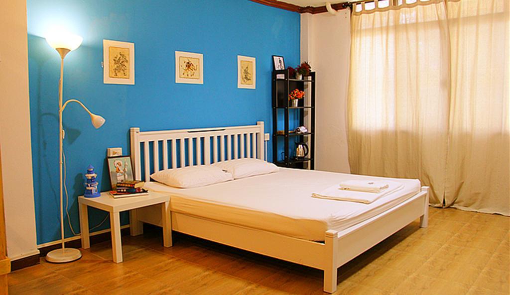 Tree Hostel Бангкок Екстер'єр фото