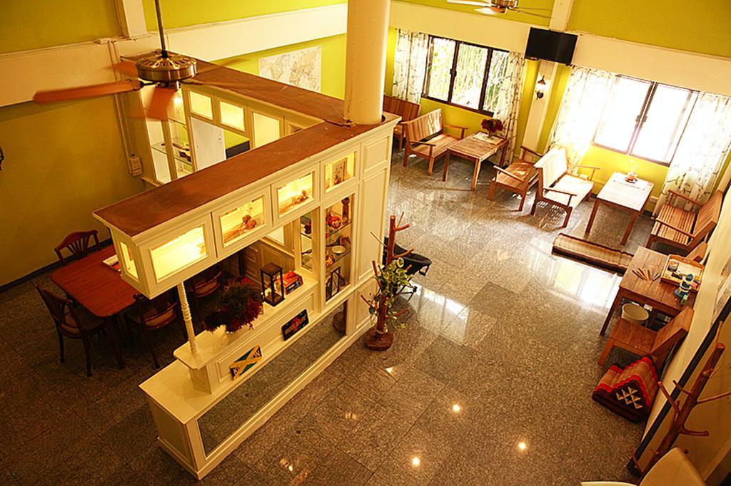 Tree Hostel Бангкок Екстер'єр фото