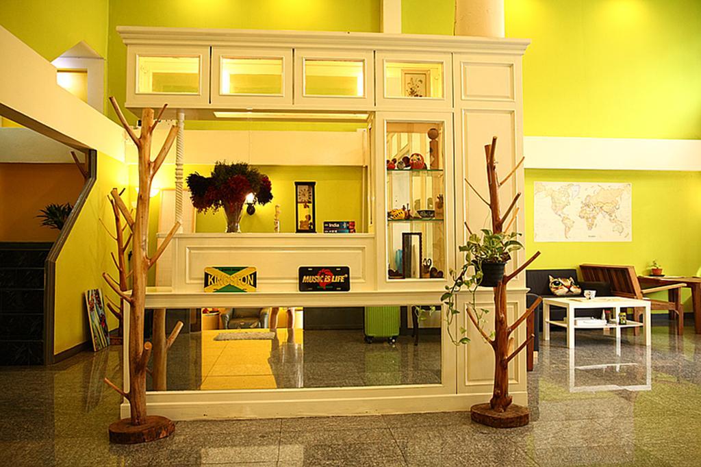 Tree Hostel Бангкок Екстер'єр фото