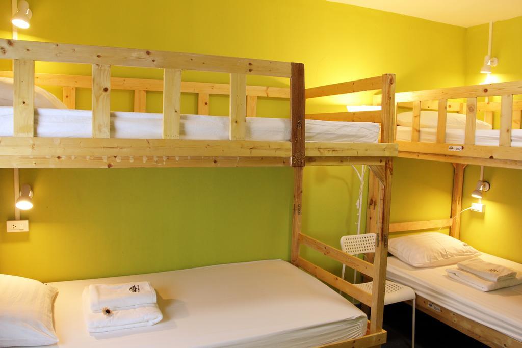 Tree Hostel Бангкок Екстер'єр фото