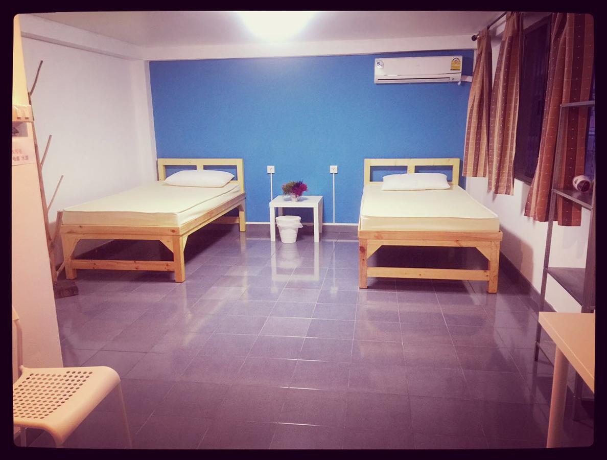 Tree Hostel Бангкок Екстер'єр фото
